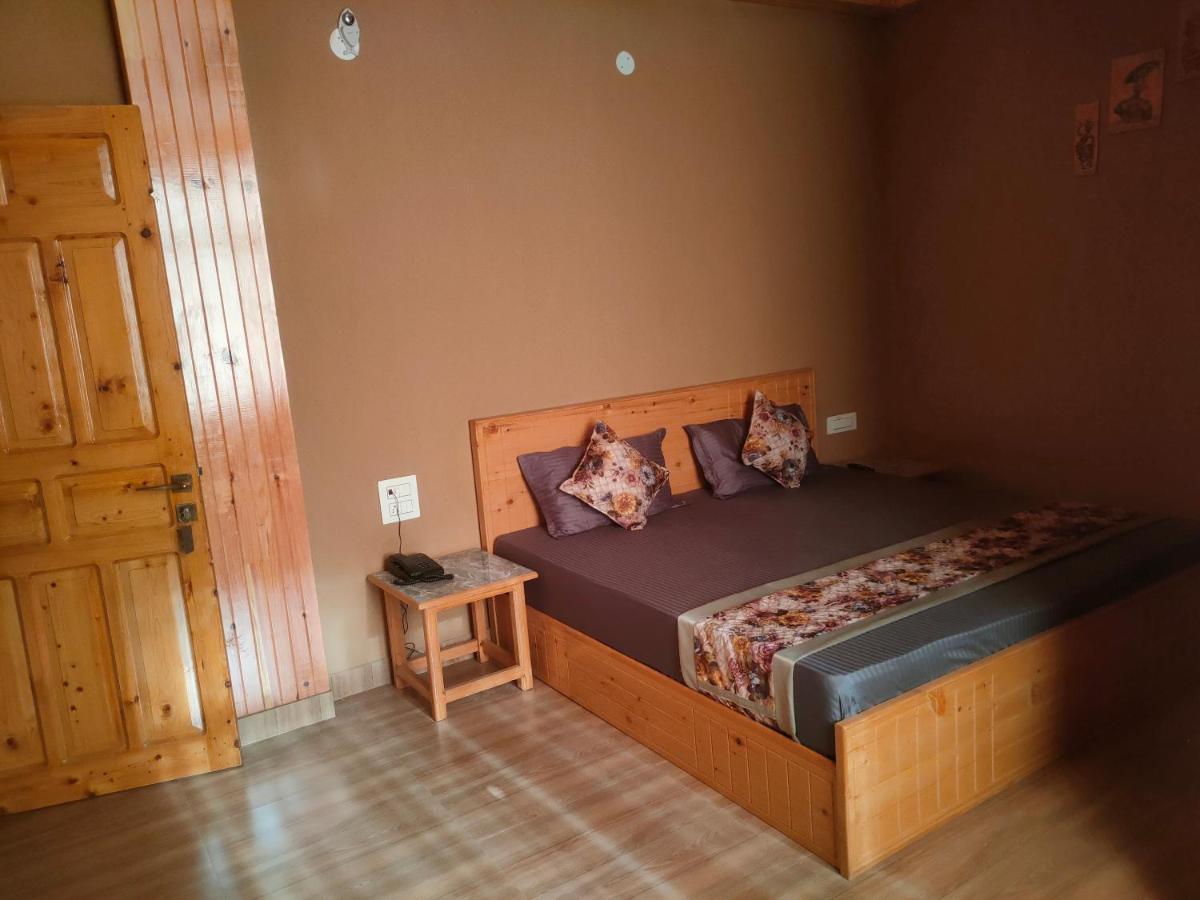 Hotel Cozy Haven Mandi Kültér fotó