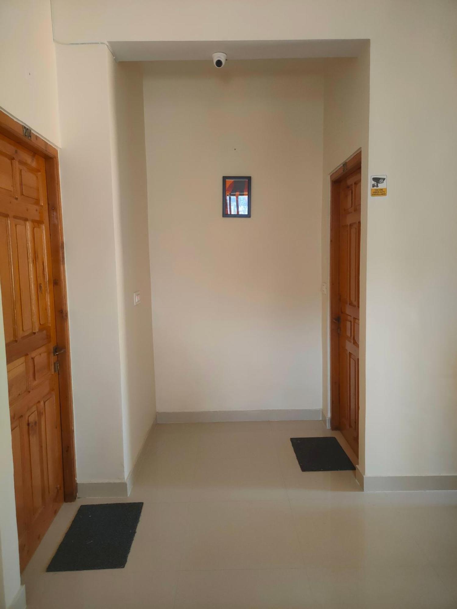 Hotel Cozy Haven Mandi Kültér fotó